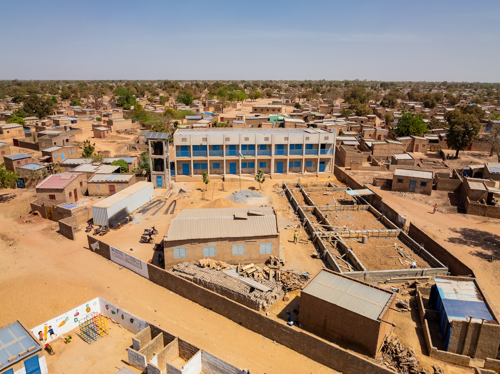 285,000 meals made it to Burkina Faso!